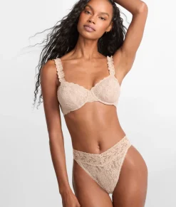 Signature Lace Balconette Bra