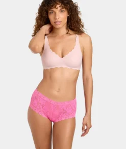 Signature Lace Boyshort