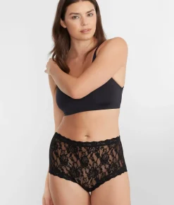 Signature Lace High-Waist Boyshort