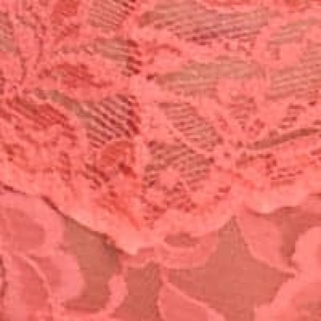 Signature Lace Low Rise Thong