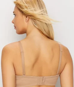 Smoothing Strapless Bra