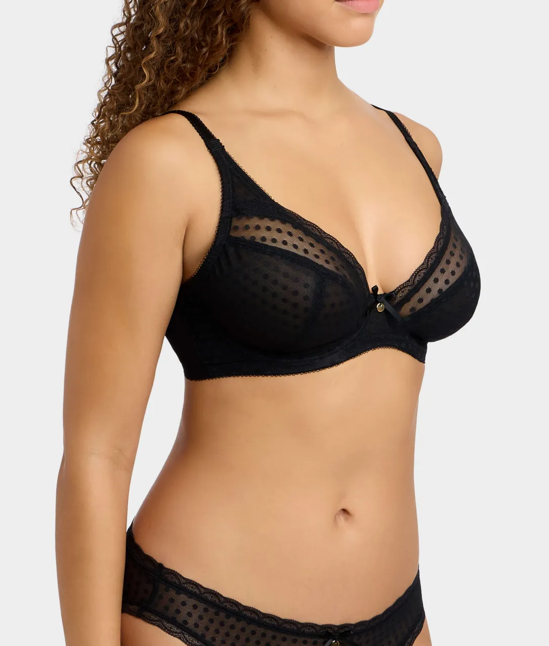 Spot-Light Plunge Bra