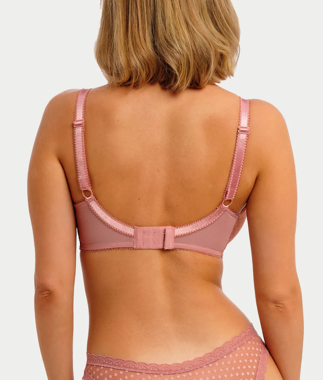 Spot-Light Plunge Bra