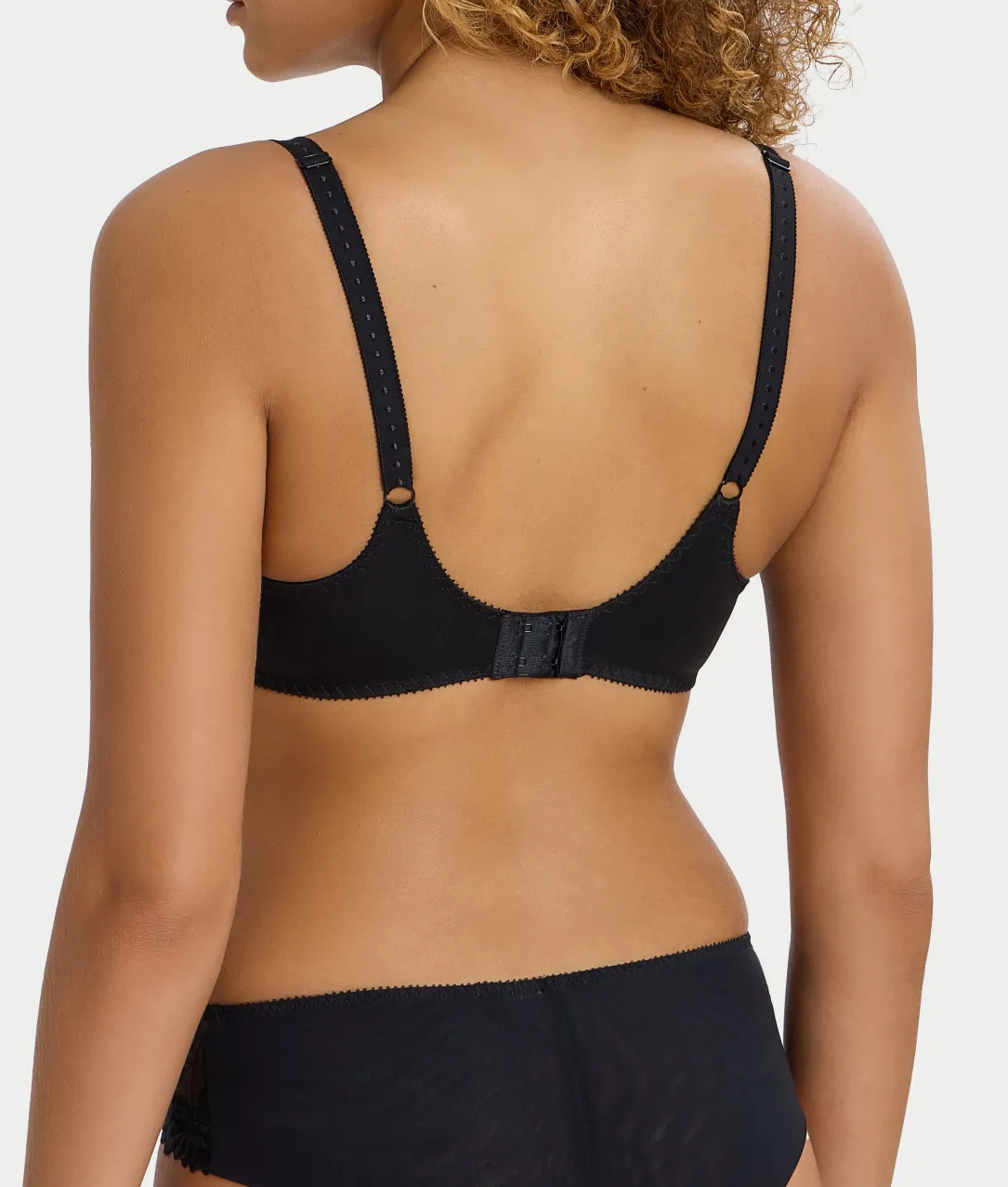 Tess Low Neck Bra