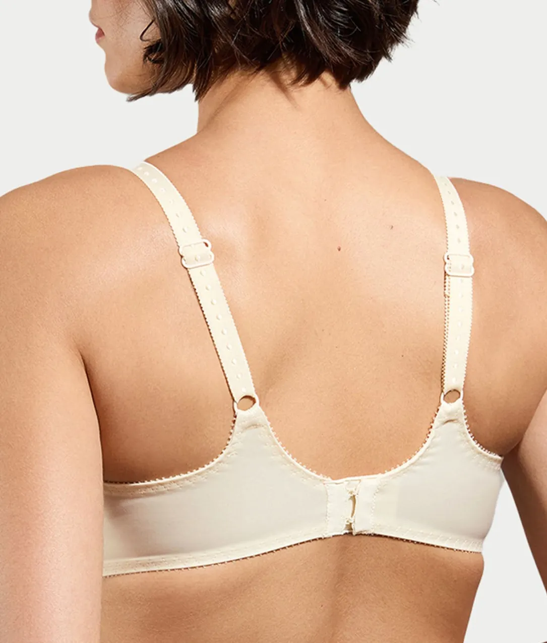 Tess Low Neck Bra