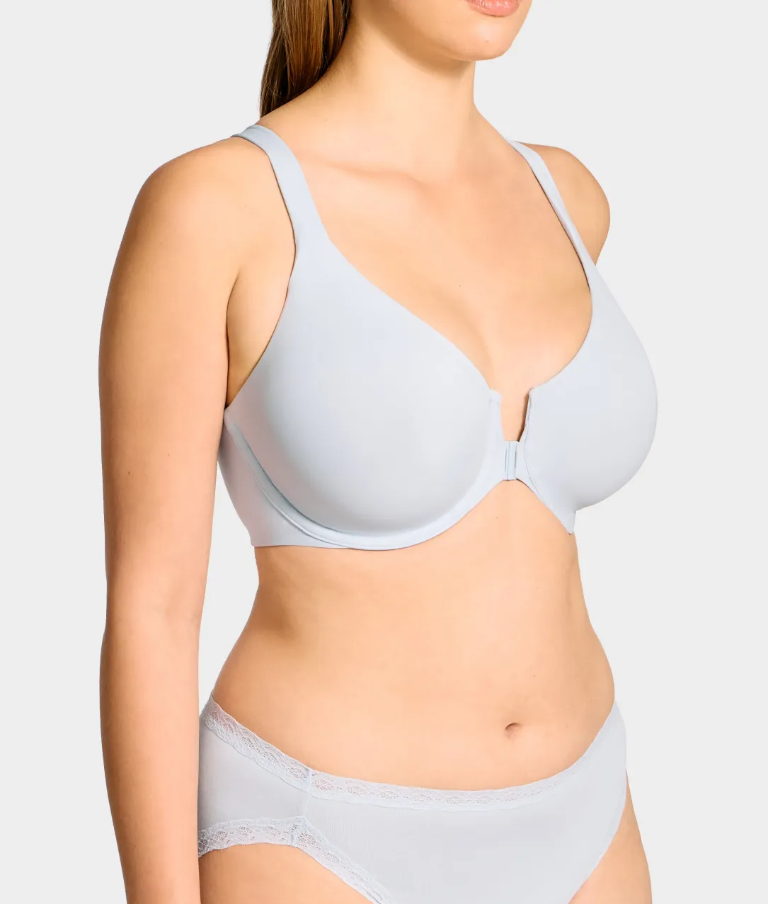 The Absolute Minimizer Front-Close Bra