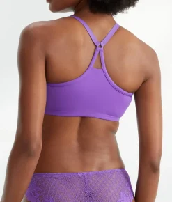 The Effortless Front-Close Bra