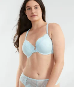 The Effortless Front-Close Lace Bra