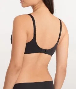 The Favorite Wire-Free Smoothing T-Shirt Bra