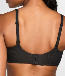 The Favorite Wire-Free Smoothing T-Shirt Bra