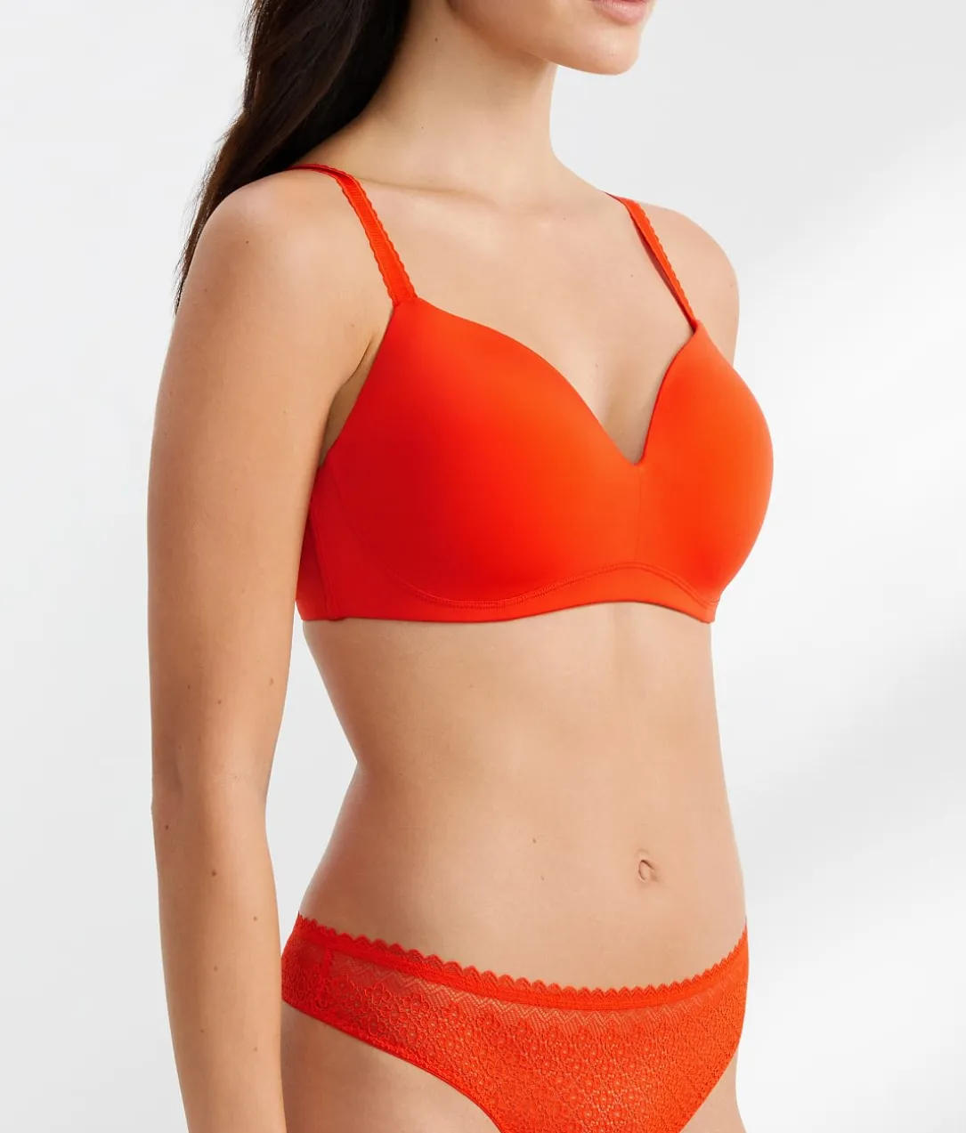 The Favorite Wire-Free Smoothing T-Shirt Bra