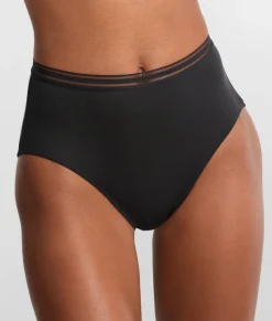 The Modal High-Leg Brief