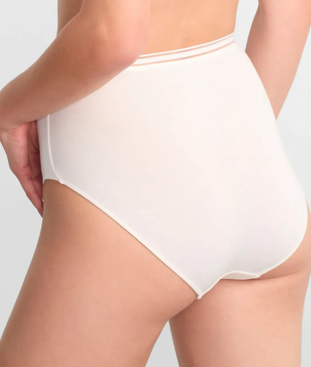 The Modal High-Leg Brief