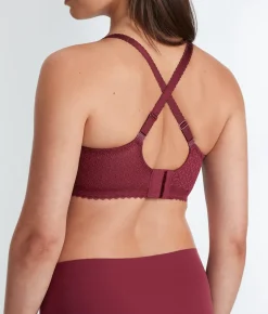 The Push-Up Without Padding Bra