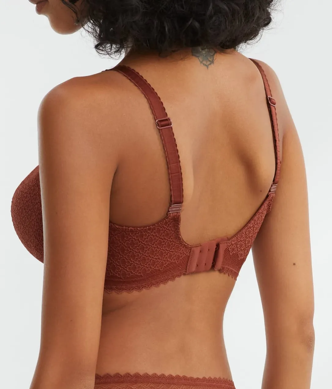 The Push-Up Without Padding Bra