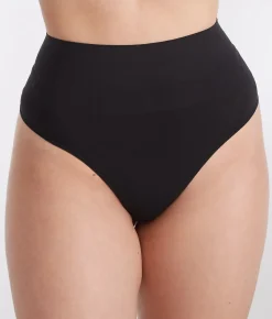 The Smoothing Seamless Thong
