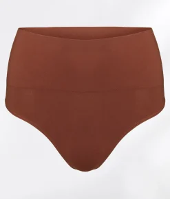 The Smoothing Seamless Thong