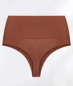 The Smoothing Seamless Thong