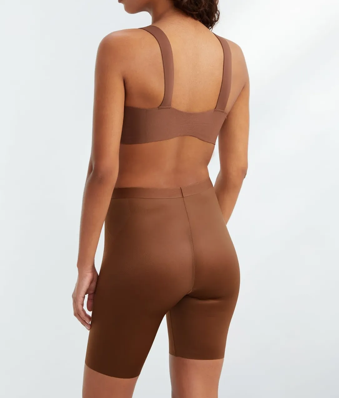 Thinstincts 2.0 Firm Control Mid-Thigh Shaper