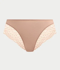 Tiernie Brief
