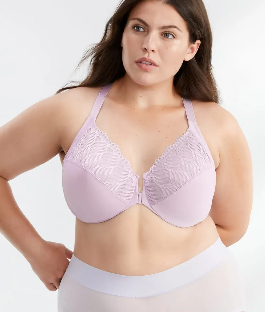 WonderWire Front-Close T-Back Bra